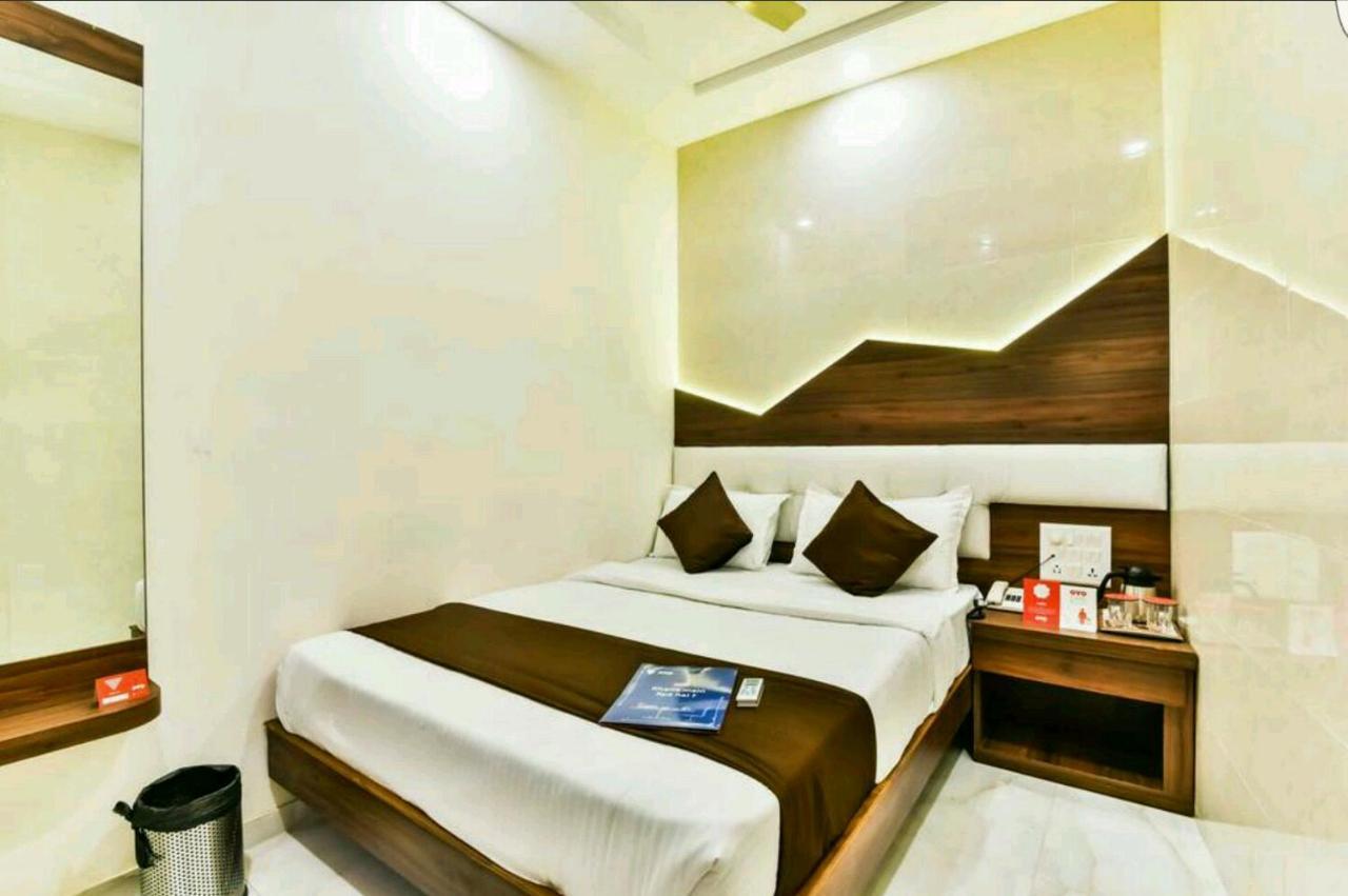 Hotel Palace Residency Near Lokmanya Tilak Terminus Мумбаи Экстерьер фото