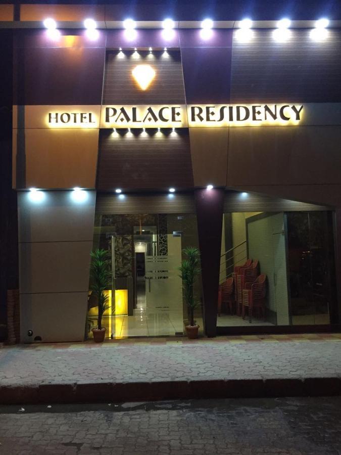 Hotel Palace Residency Near Lokmanya Tilak Terminus Мумбаи Экстерьер фото