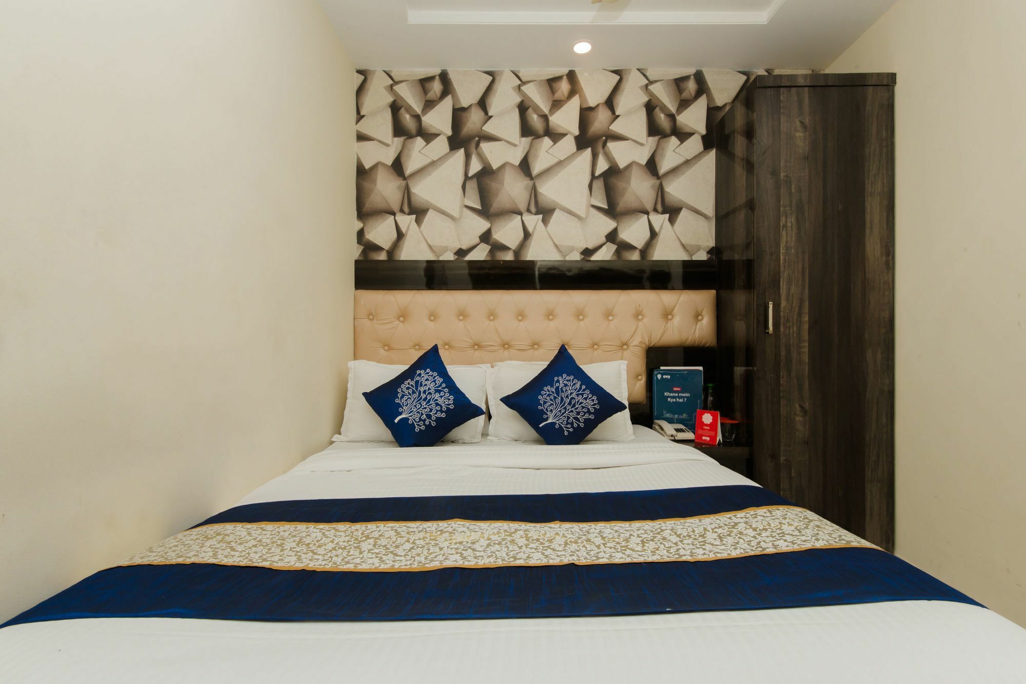 Hotel Palace Residency Near Lokmanya Tilak Terminus Мумбаи Экстерьер фото