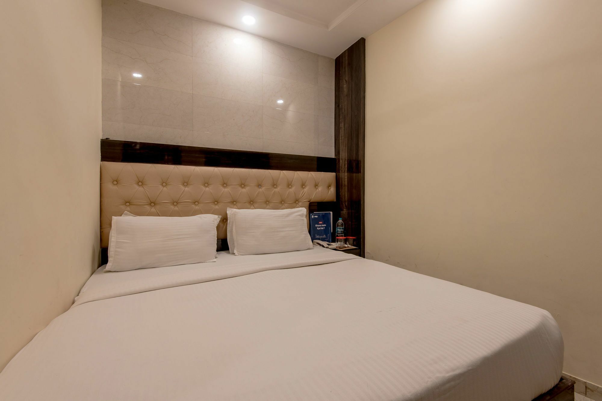 Hotel Palace Residency Near Lokmanya Tilak Terminus Мумбаи Экстерьер фото