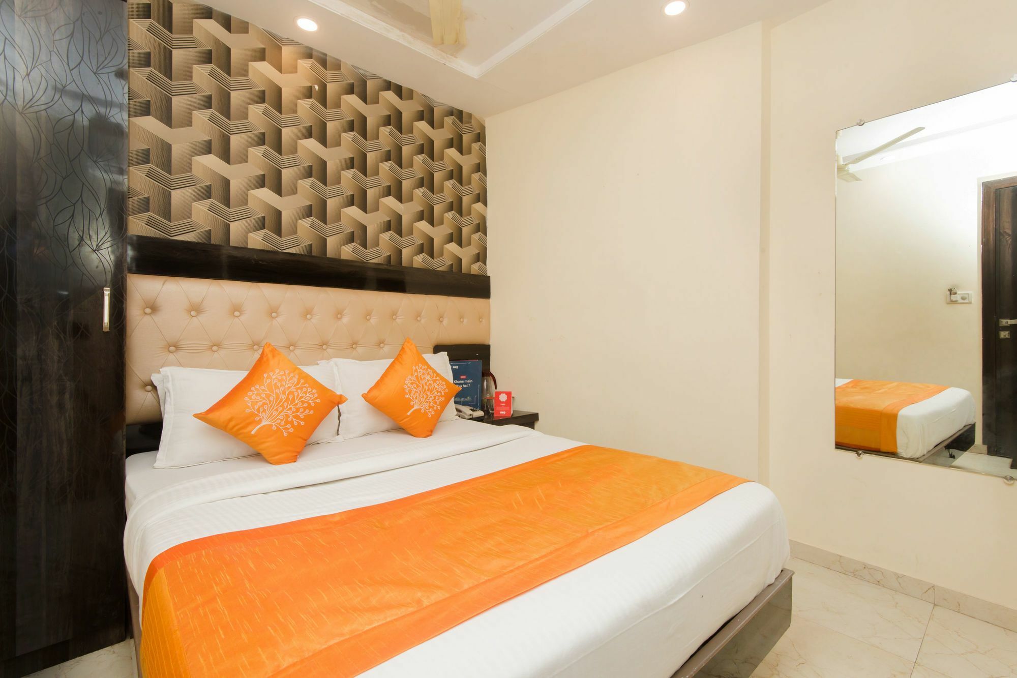 Hotel Palace Residency Near Lokmanya Tilak Terminus Мумбаи Экстерьер фото